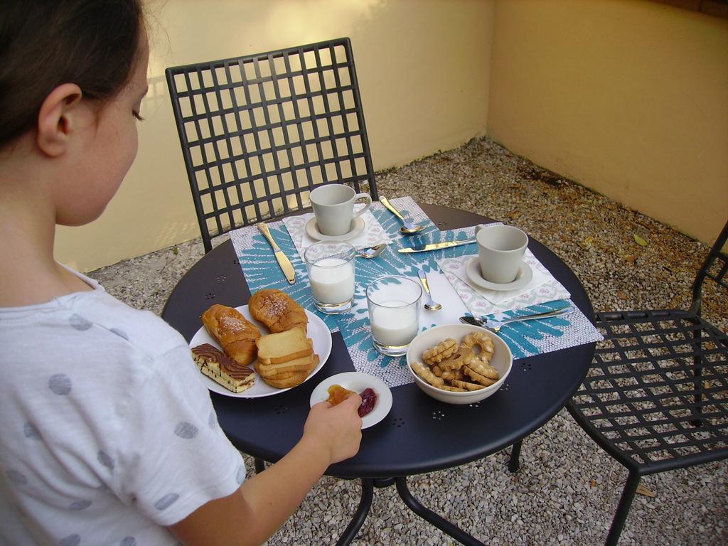 La Voliera Bed & Breakfast Пиза Екстериор снимка