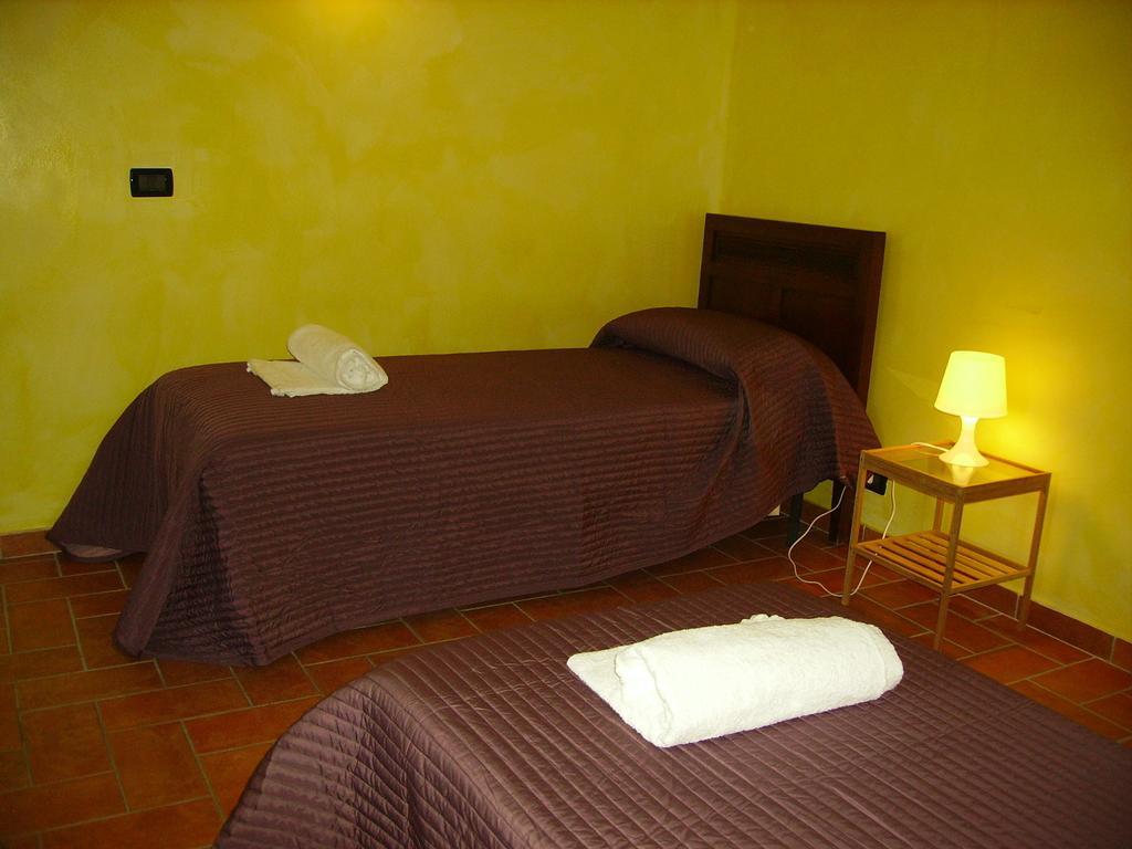 La Voliera Bed & Breakfast Пиза Стая снимка